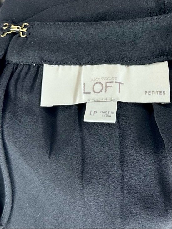 LOFT Petite Loose Fit Blouse with Beaded Neckline Size LP - Picture 9 of 12